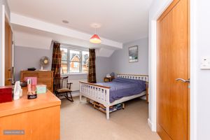 Bedroom- click for photo gallery